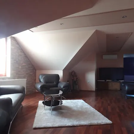 Δωμάτια σε οικογενειακή κατοικία Moricz Homestay