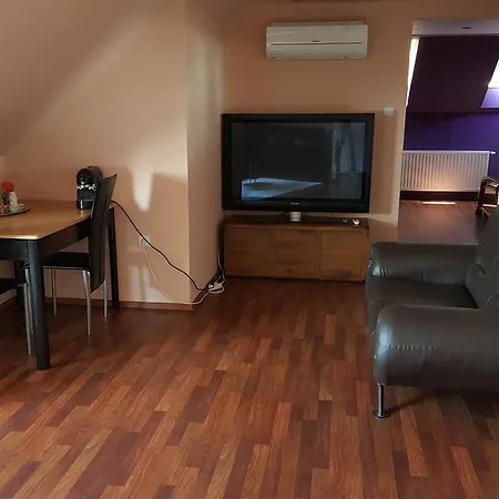Δωμάτια σε οικογενειακή κατοικία Moricz Homestay Gárdony