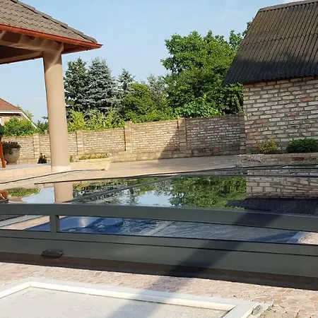 Moricz Homestay *